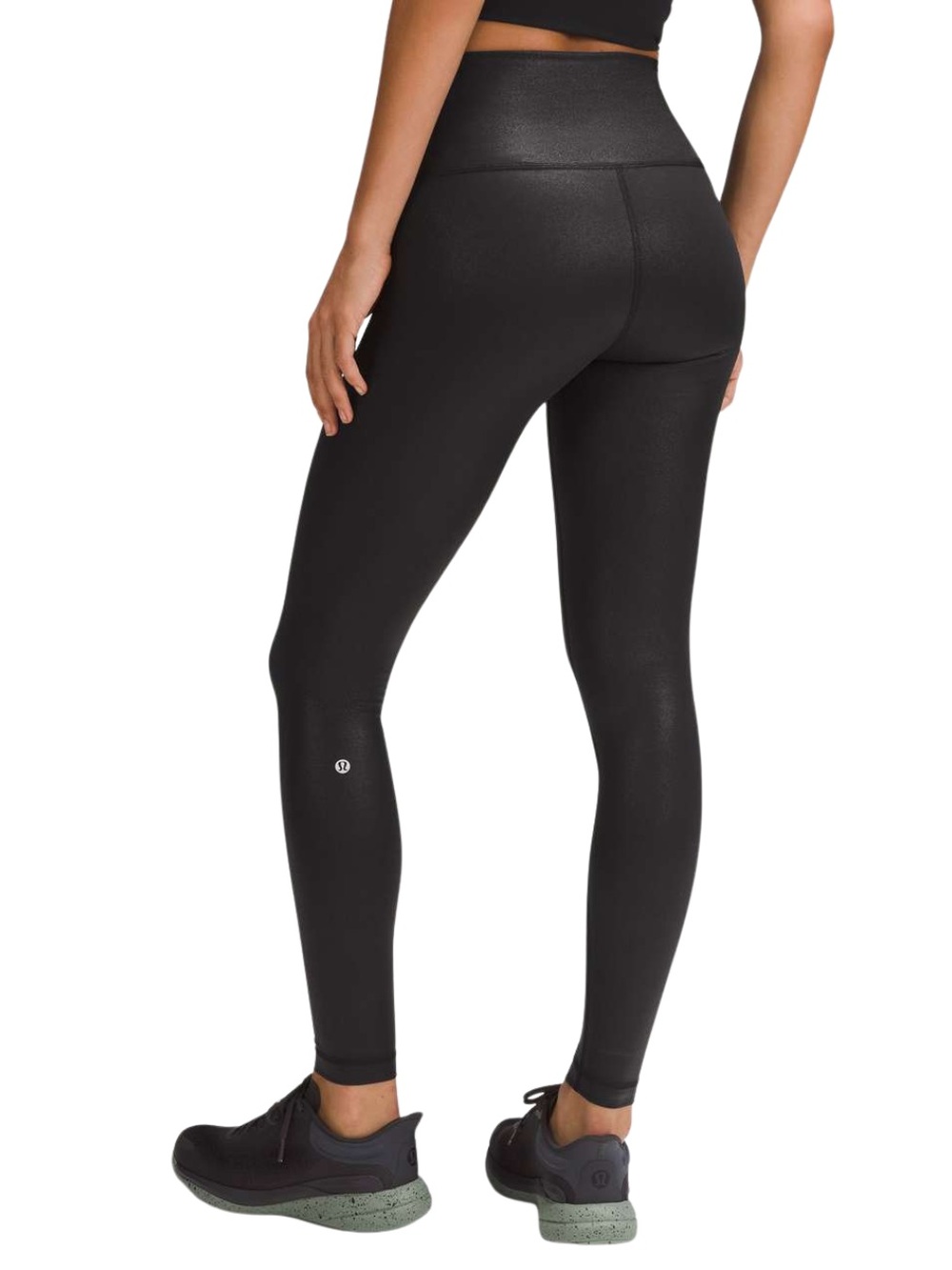 Lululemon Wunder Train High-Rise Tight 28"
Size 6 Radiate Foil Print Black